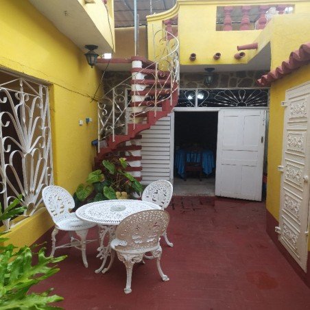 CÓDIGO 707 SE VENDE CASA...