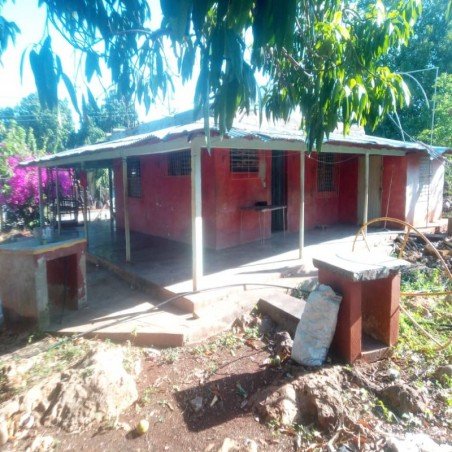 CÓDIGO 710 SE VENDEN 830m2...